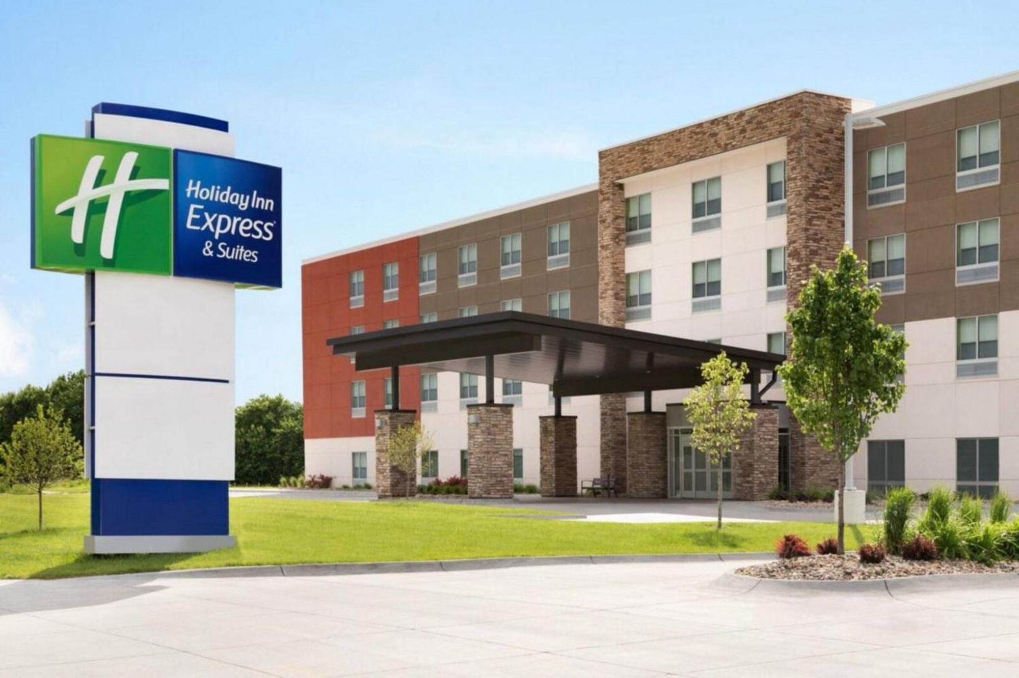 Holiday Inn Express & Suites Haltom City - Ft. Worth By Ihg Eksteriør bilde
