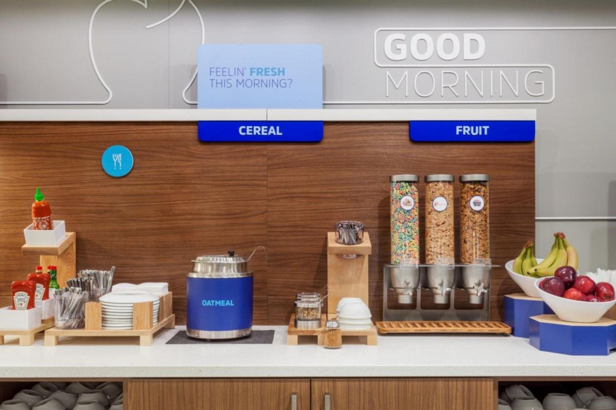 Holiday Inn Express & Suites Haltom City - Ft. Worth By Ihg Eksteriør bilde